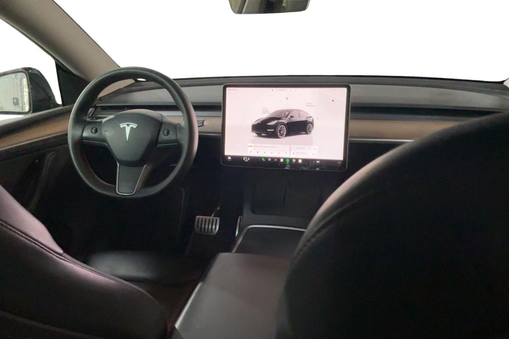 TESLA Model Y 2022