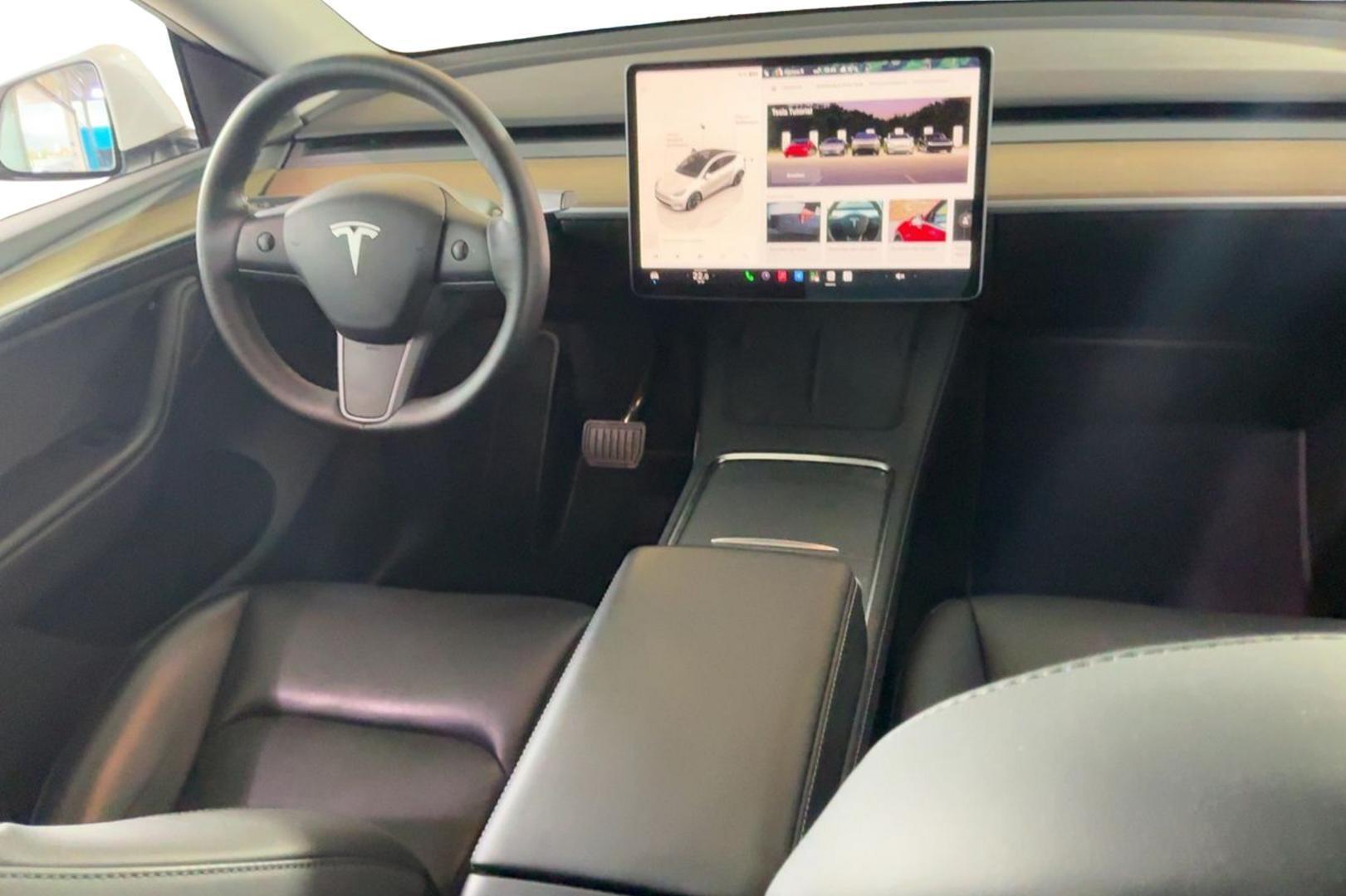 TESLA Model Y 2022