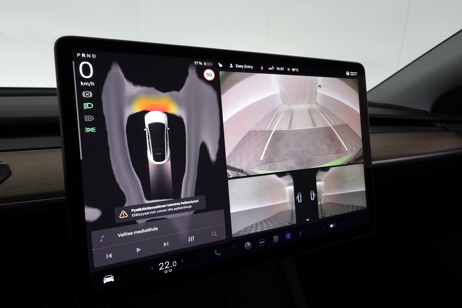 TESLA Model Y 2022