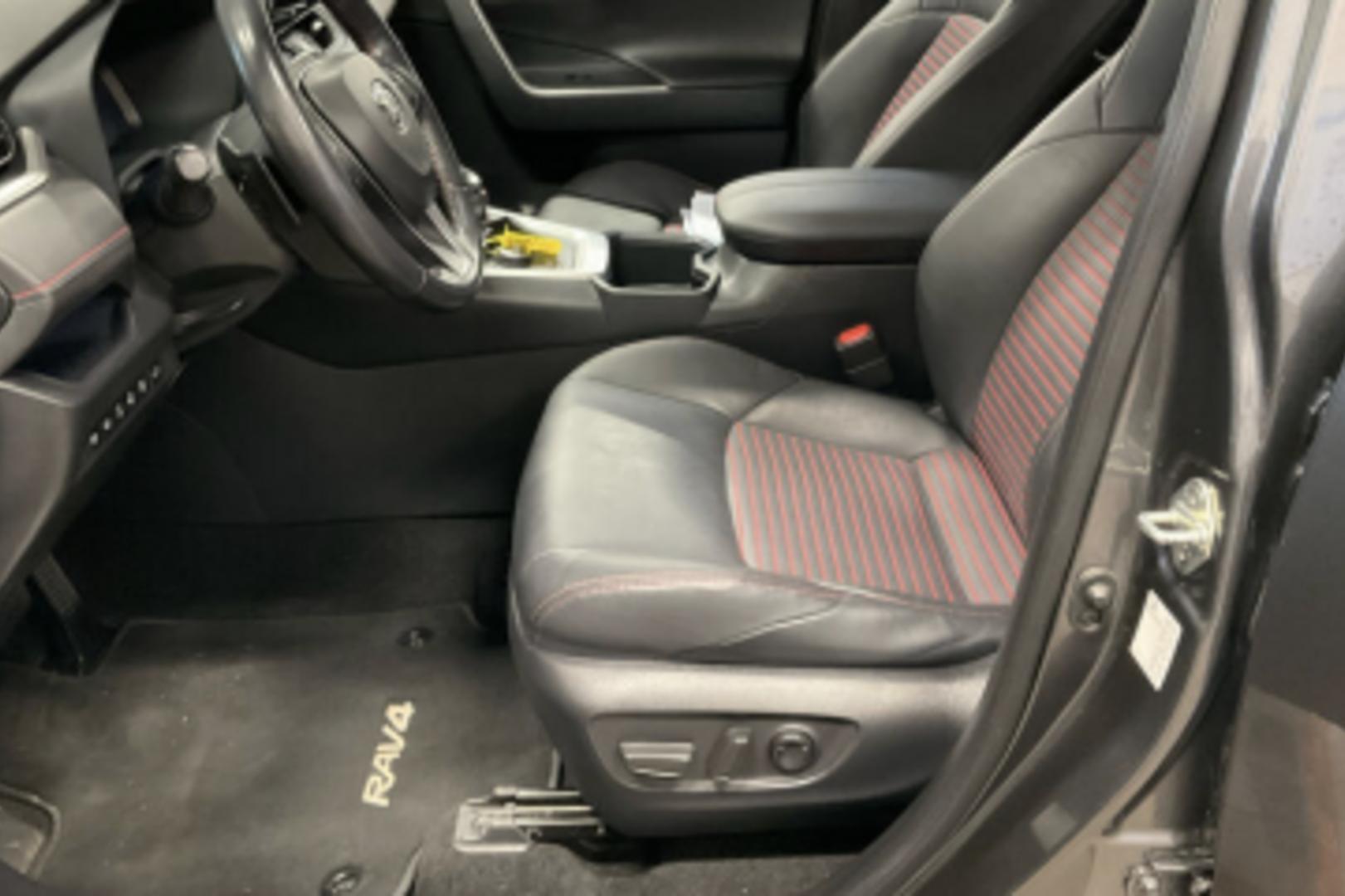 TOYOTA RAV4 Plug-in 2023
