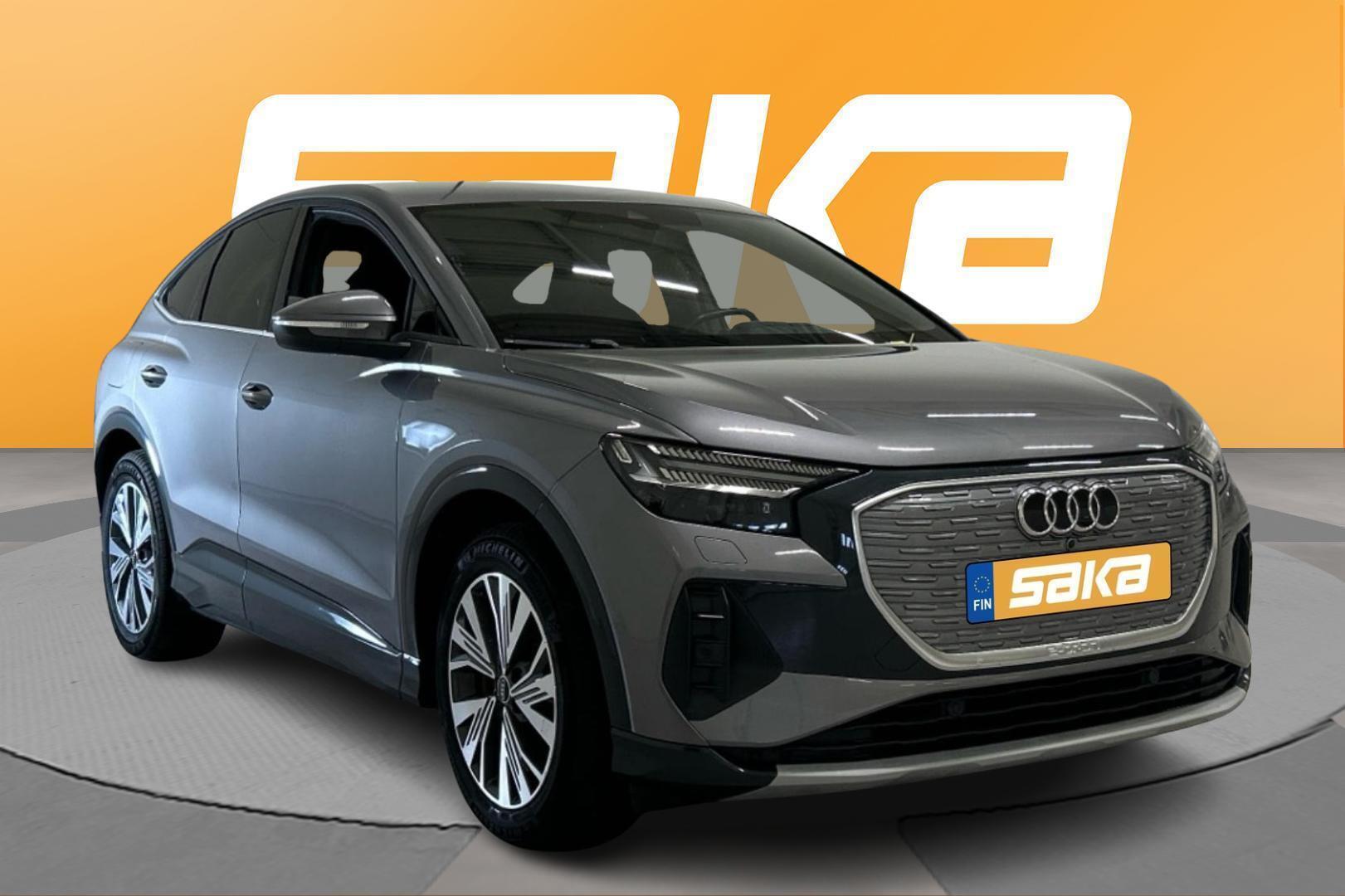 AUDI Q4 e-tron 2024