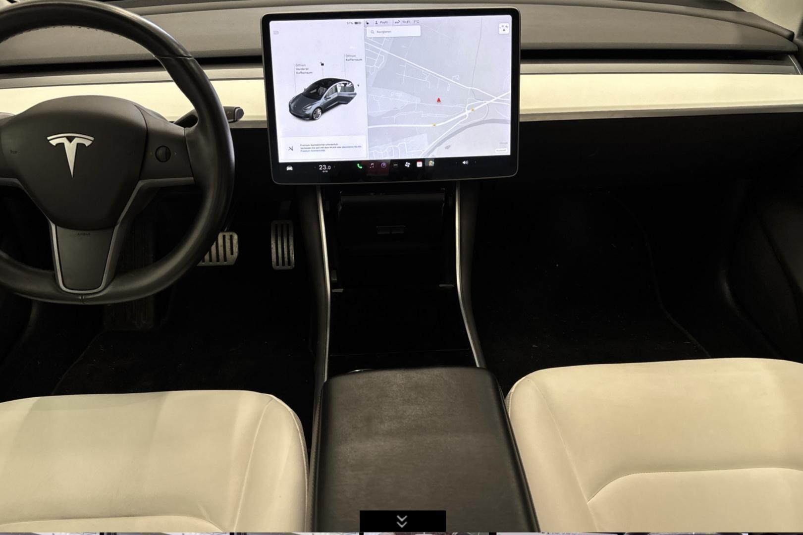 TESLA Model 3 2019