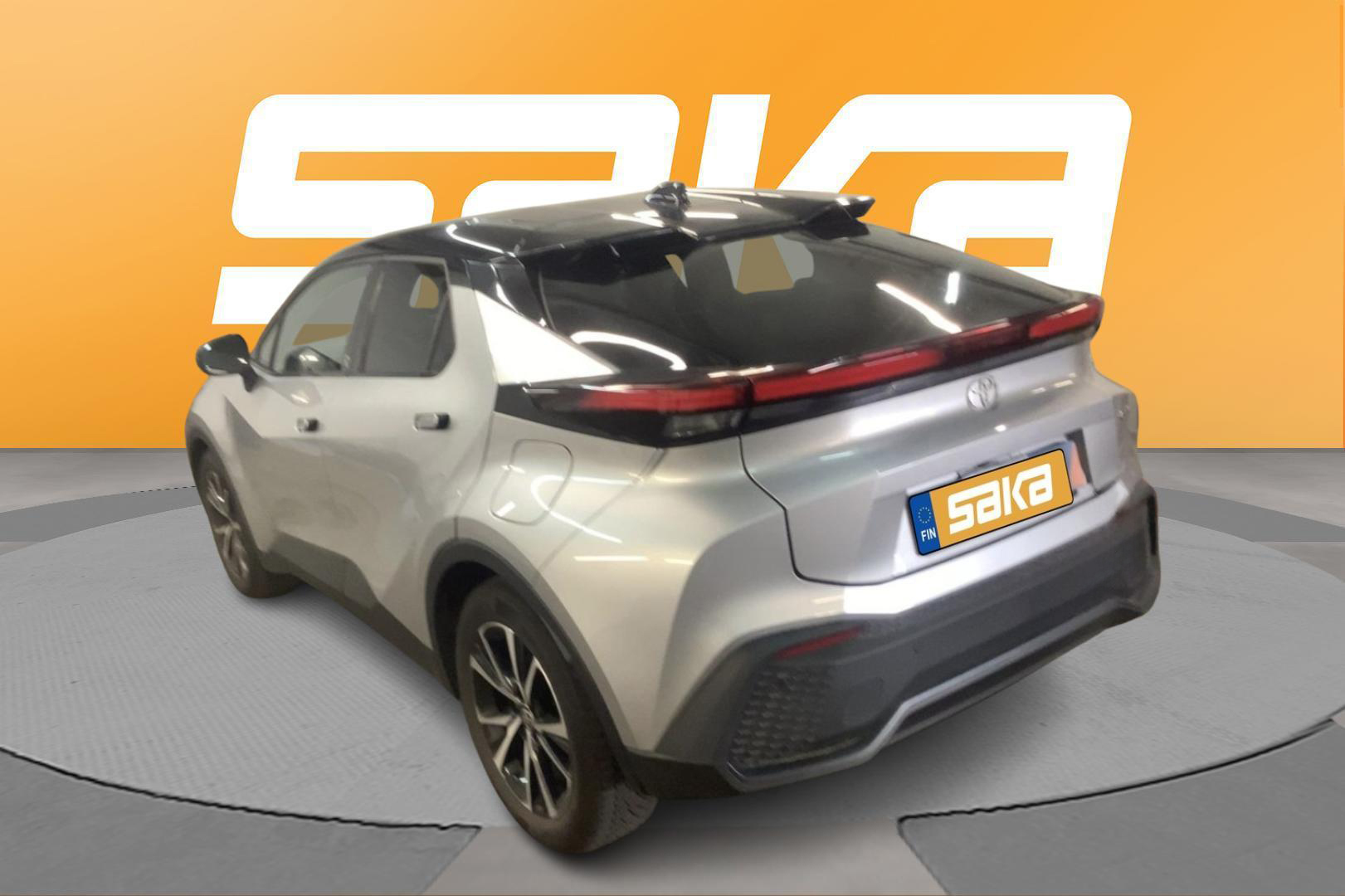 TOYOTA C-HR 2024