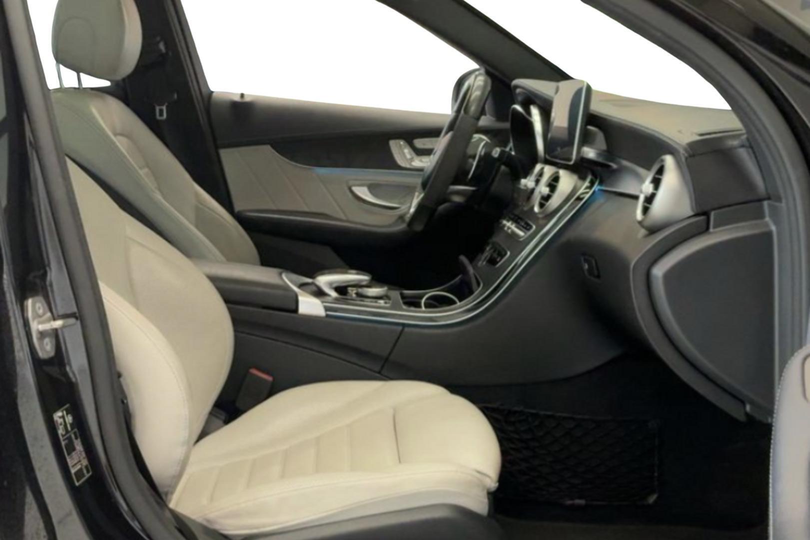 MERCEDES-BENZ C 43 AMG 2017