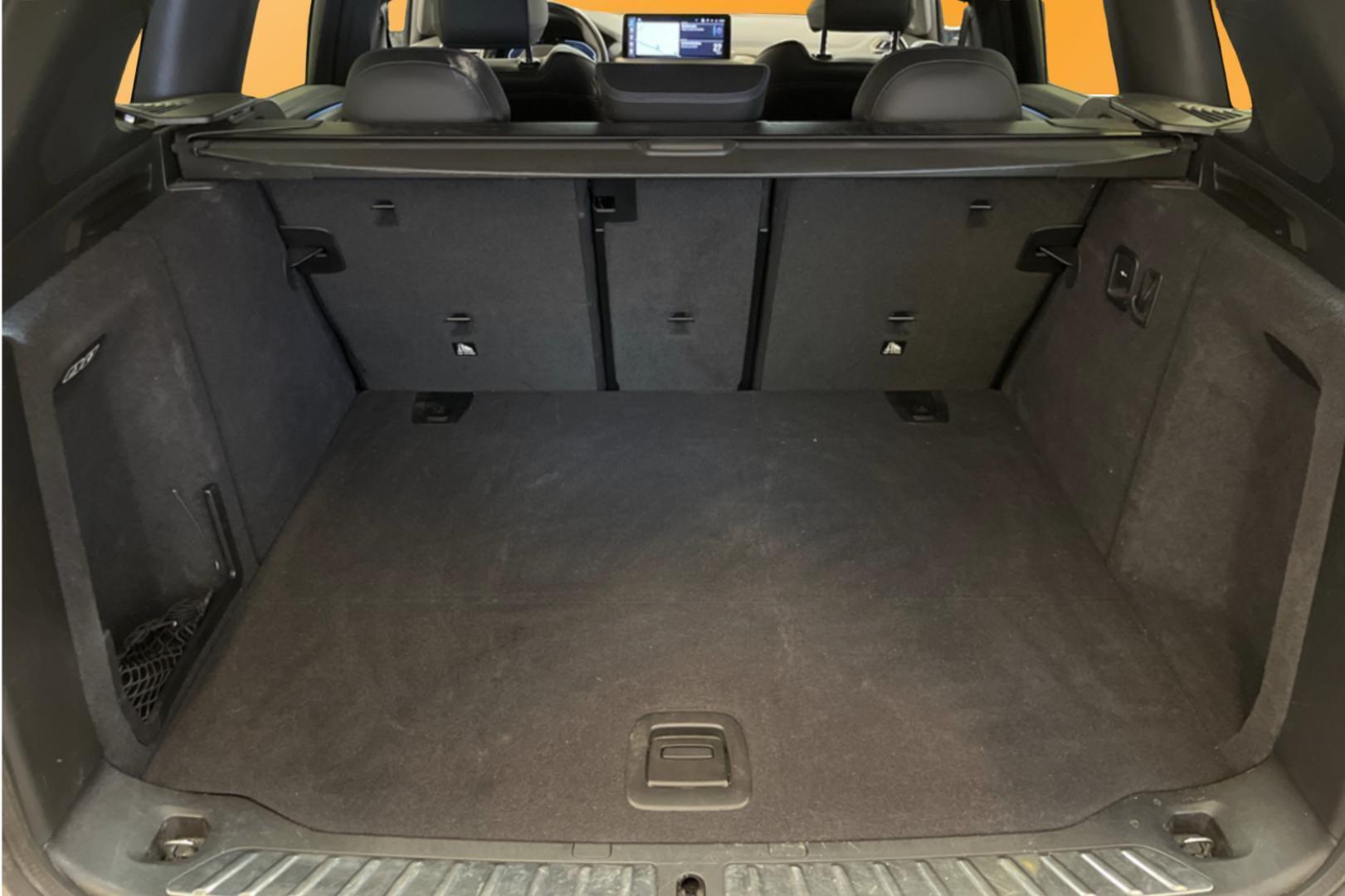 BMW iX3 2023
