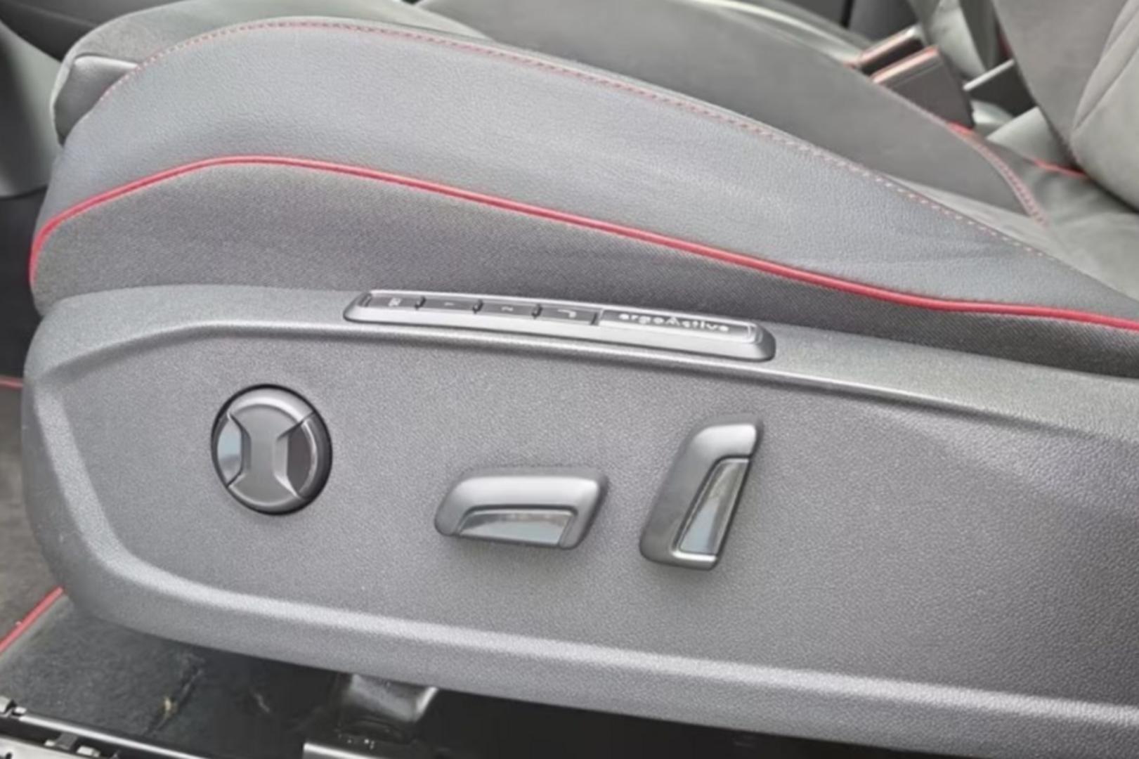 VOLKSWAGEN ID.4 2023