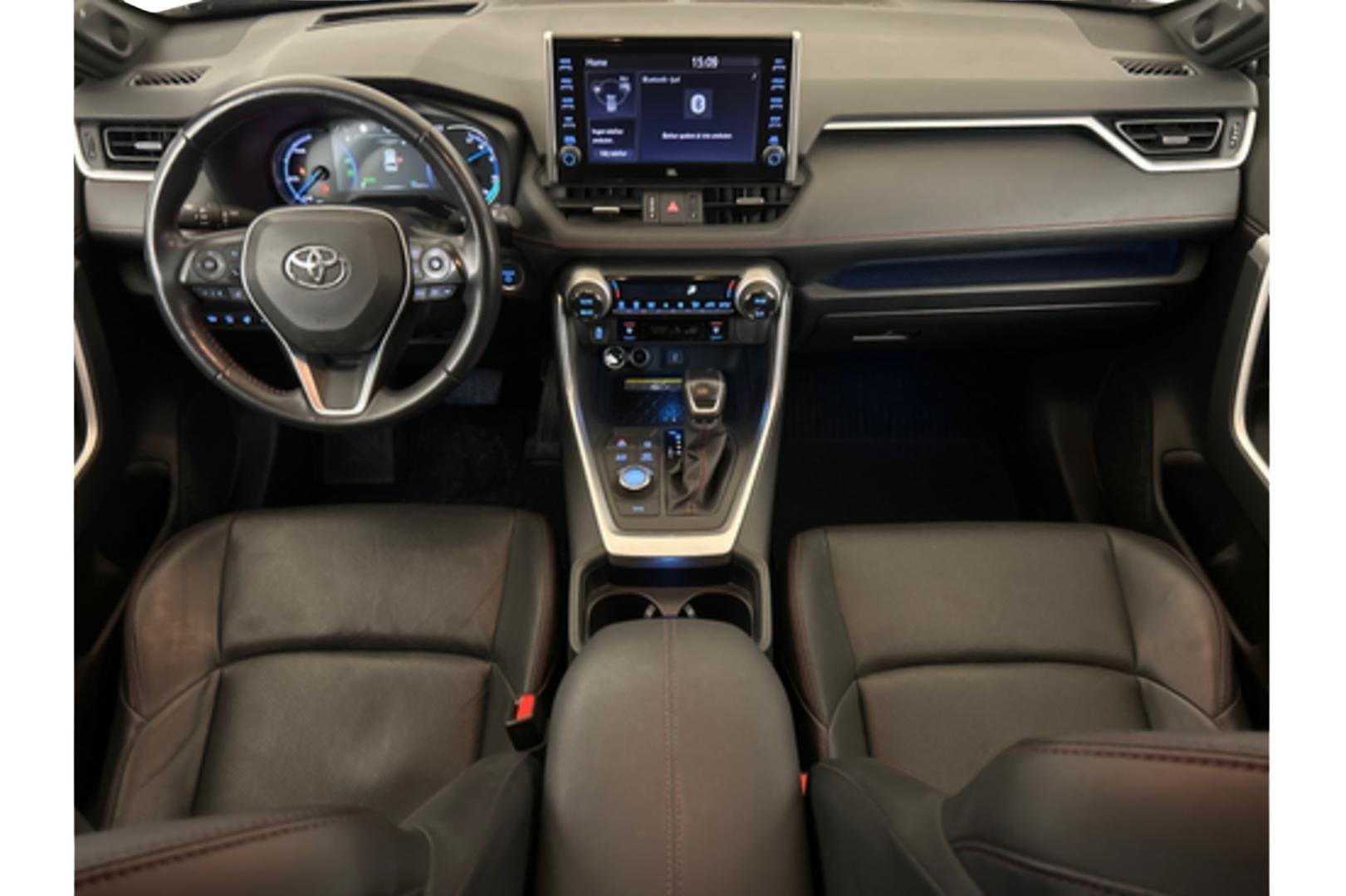 TOYOTA RAV4 Plug-in 2021