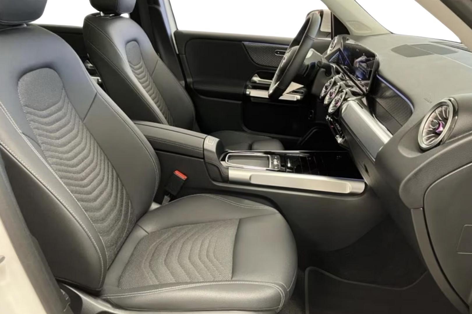 MERCEDES-BENZ EQB 2025