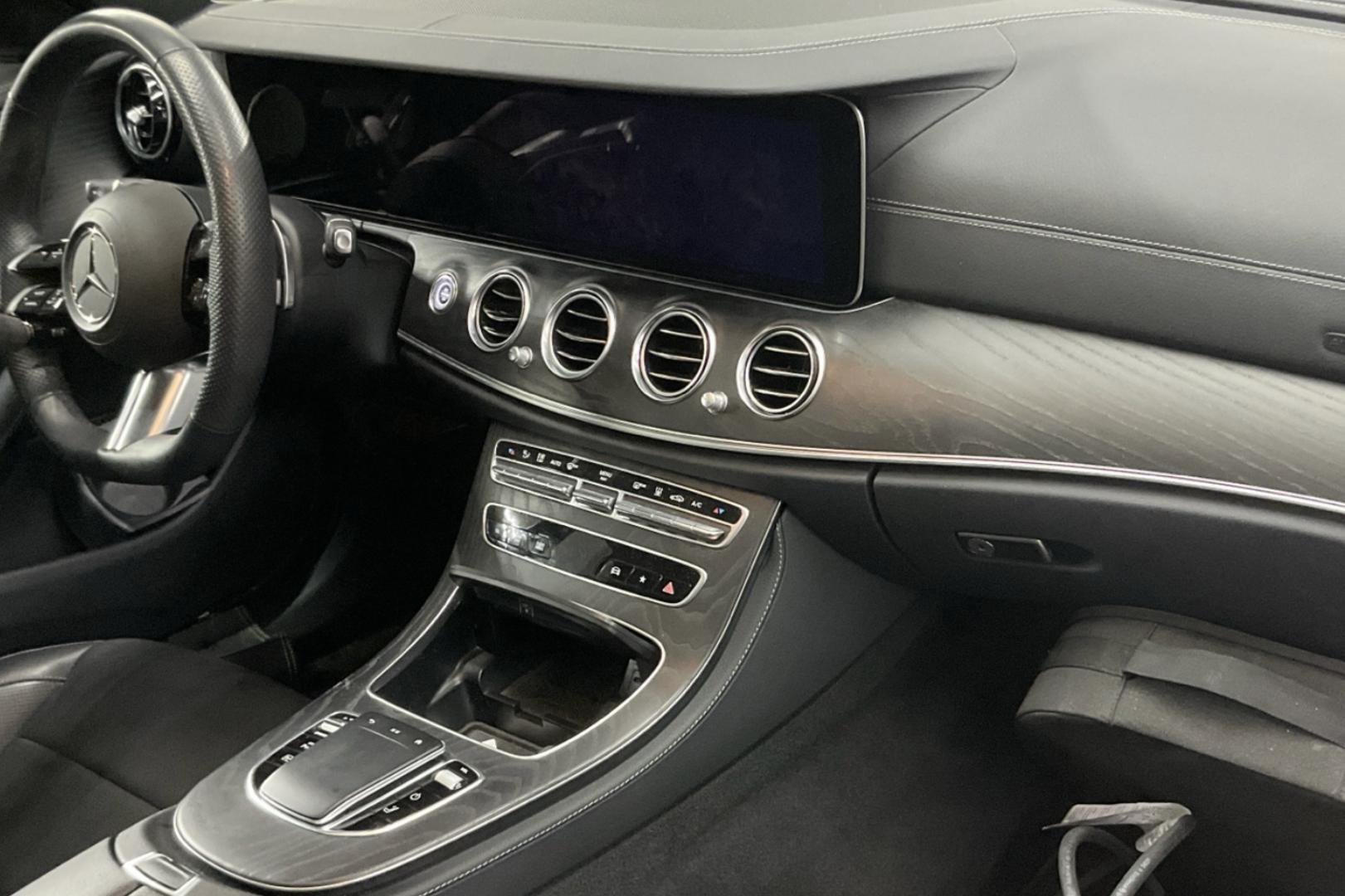 MERCEDES-BENZ E 2023