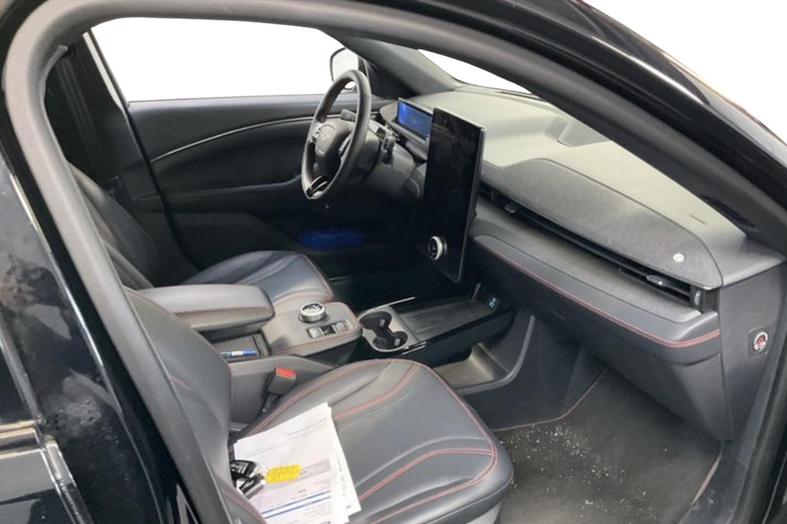 FORD Mustang Mach-E 2023