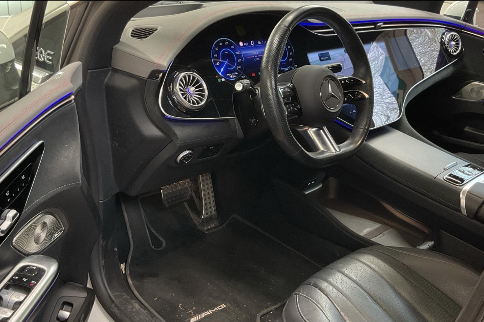 MERCEDES-BENZ EQE 2023