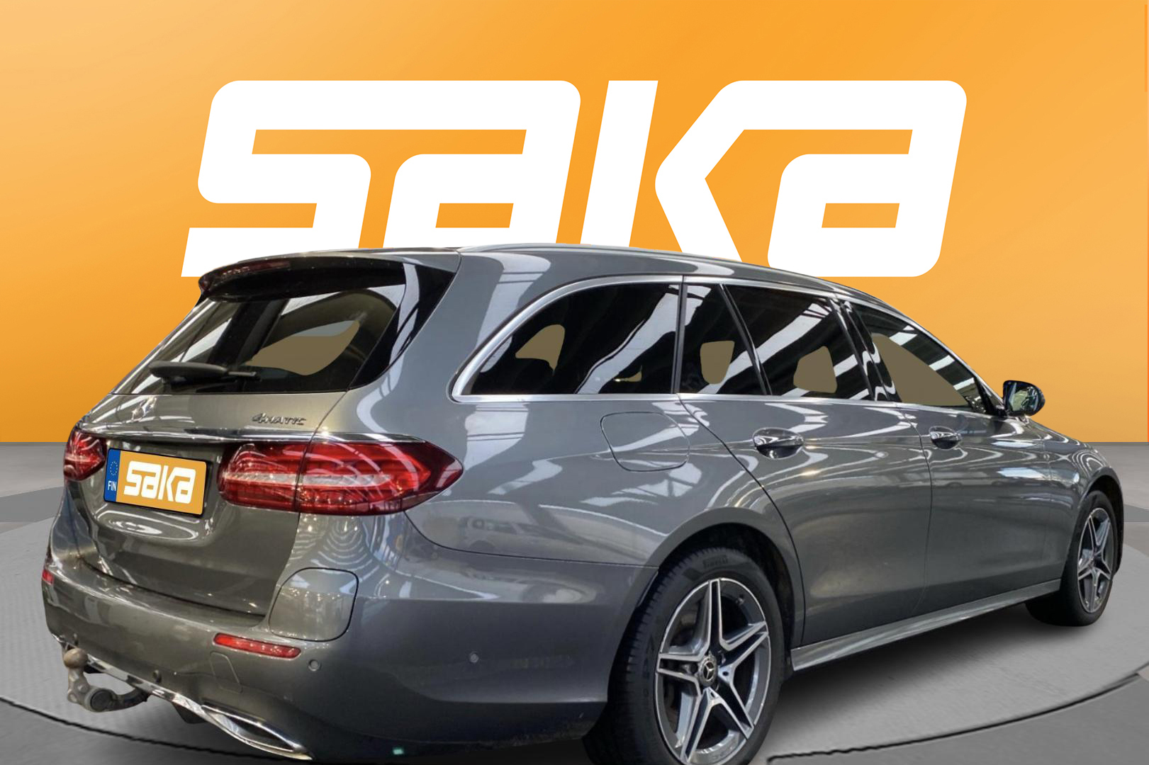 MERCEDES-BENZ E 2023