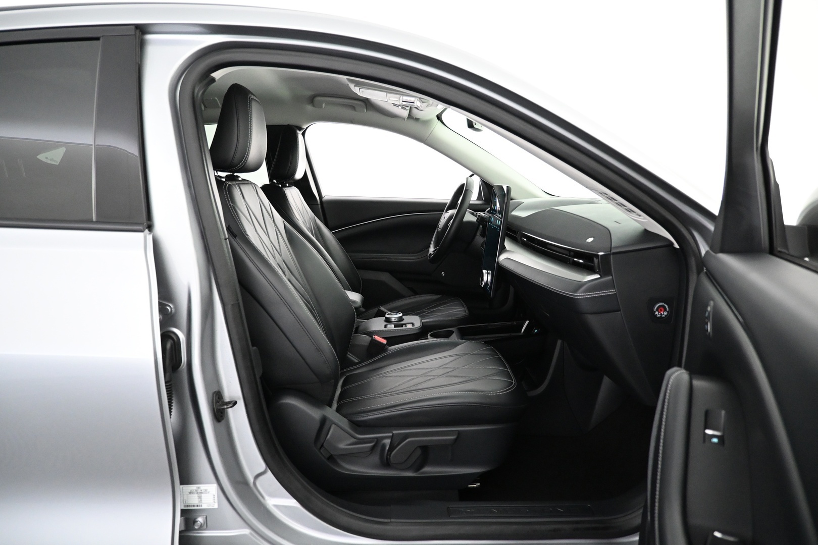 FORD Mustang Mach-E 2021