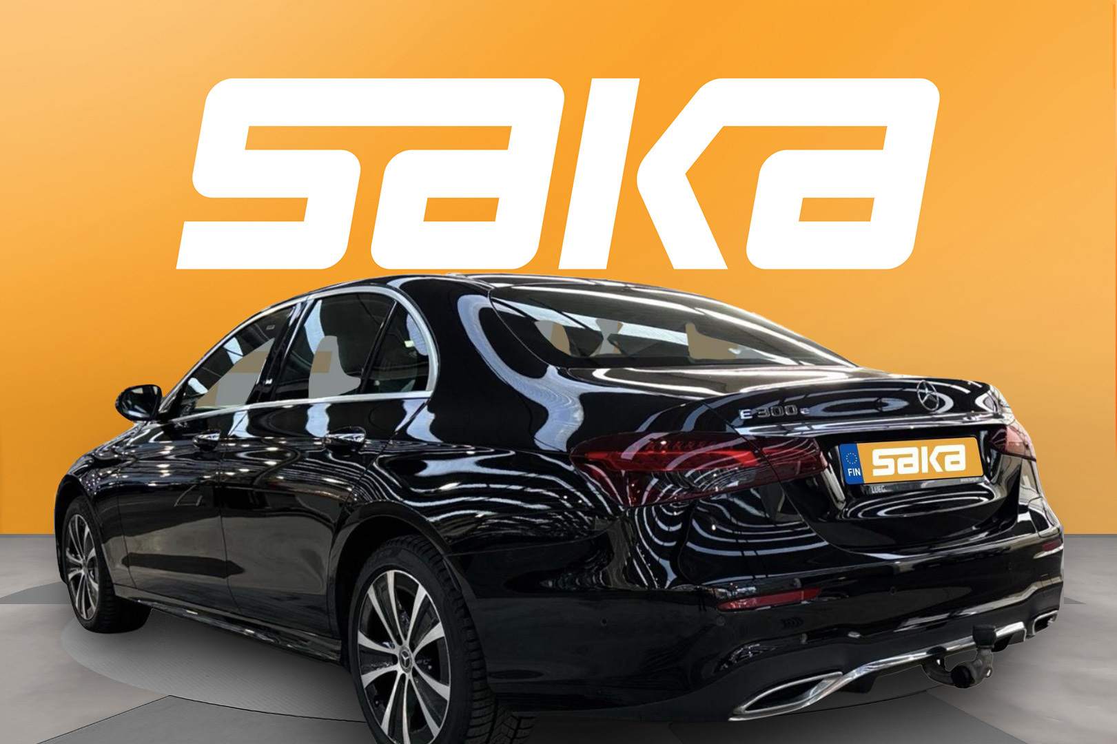 MERCEDES-BENZ E 2023