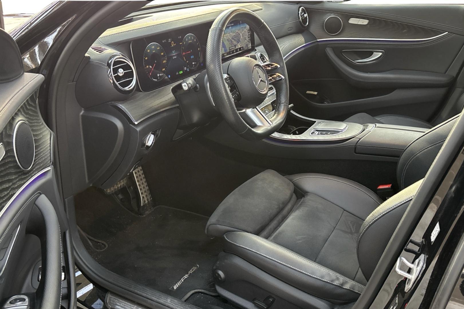 MERCEDES-BENZ E 2023