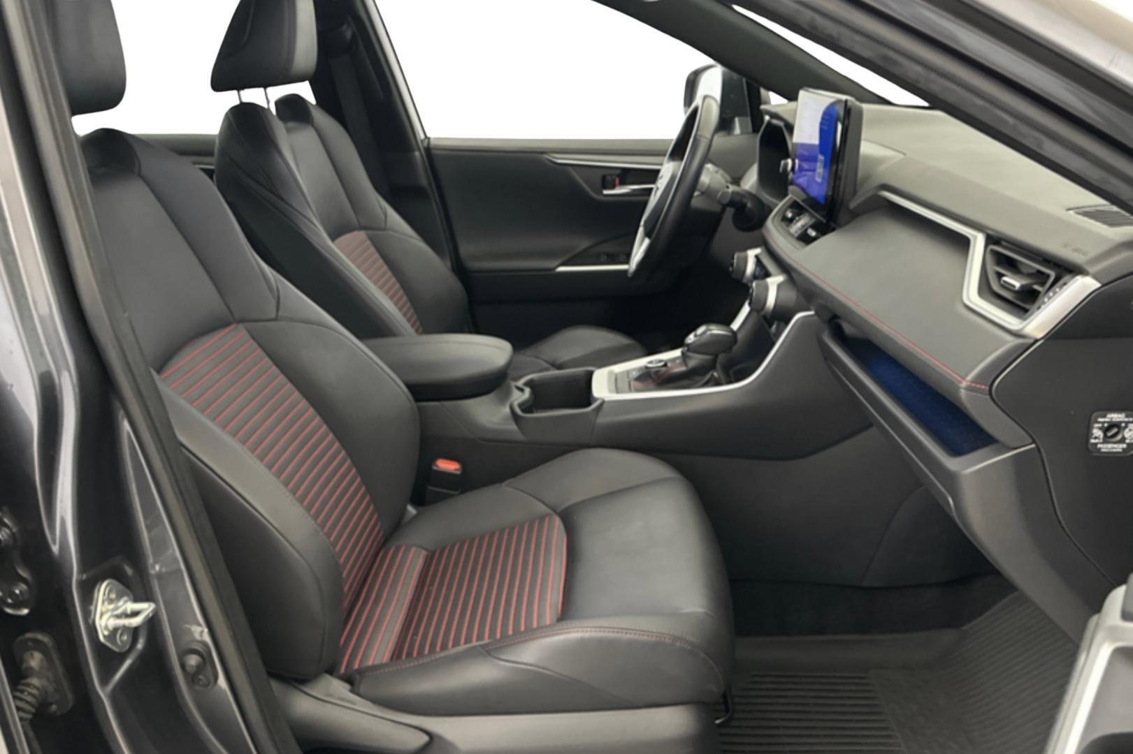 TOYOTA RAV4 Plug-in 2023