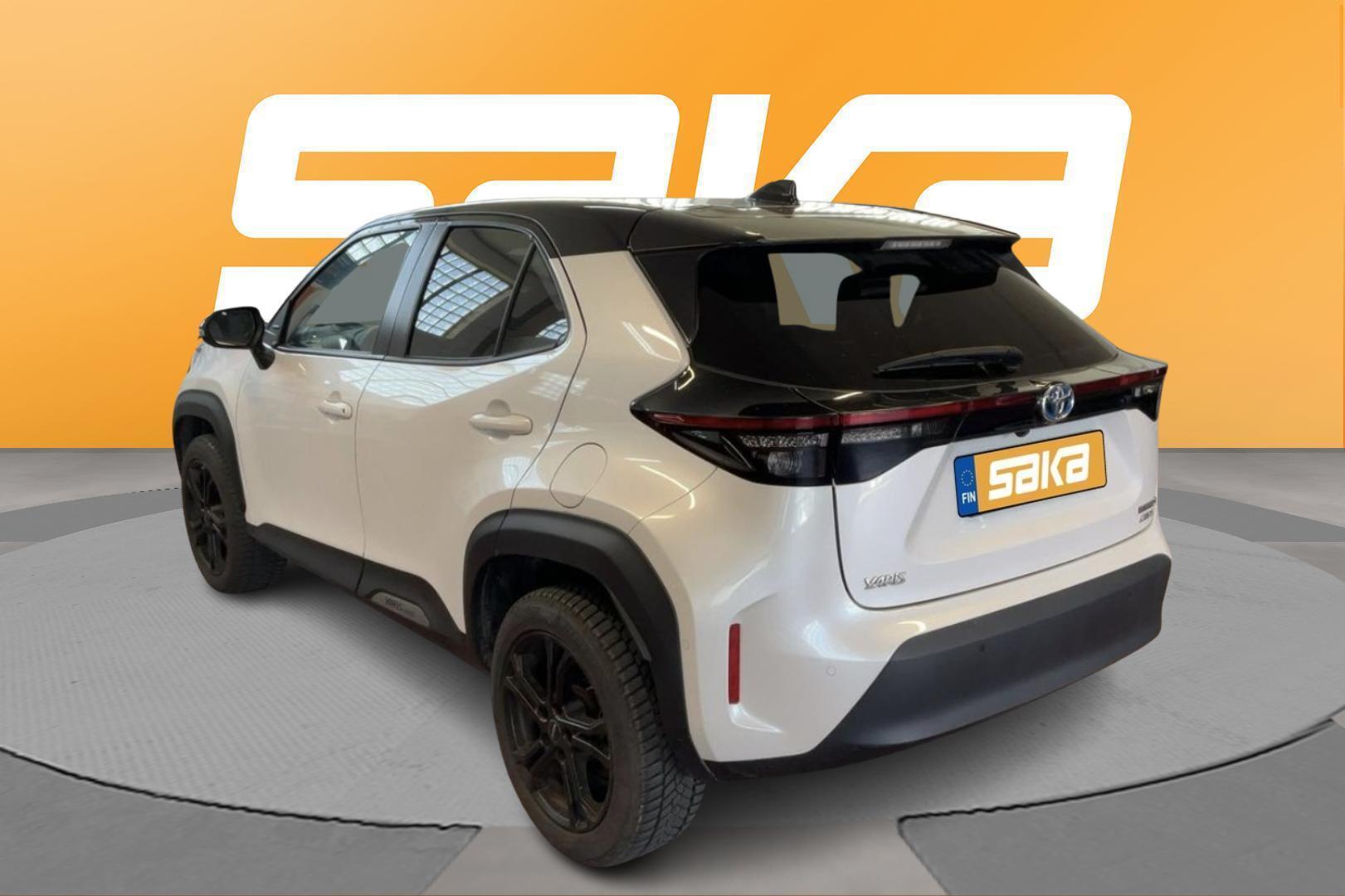 TOYOTA Yaris Cross 2023