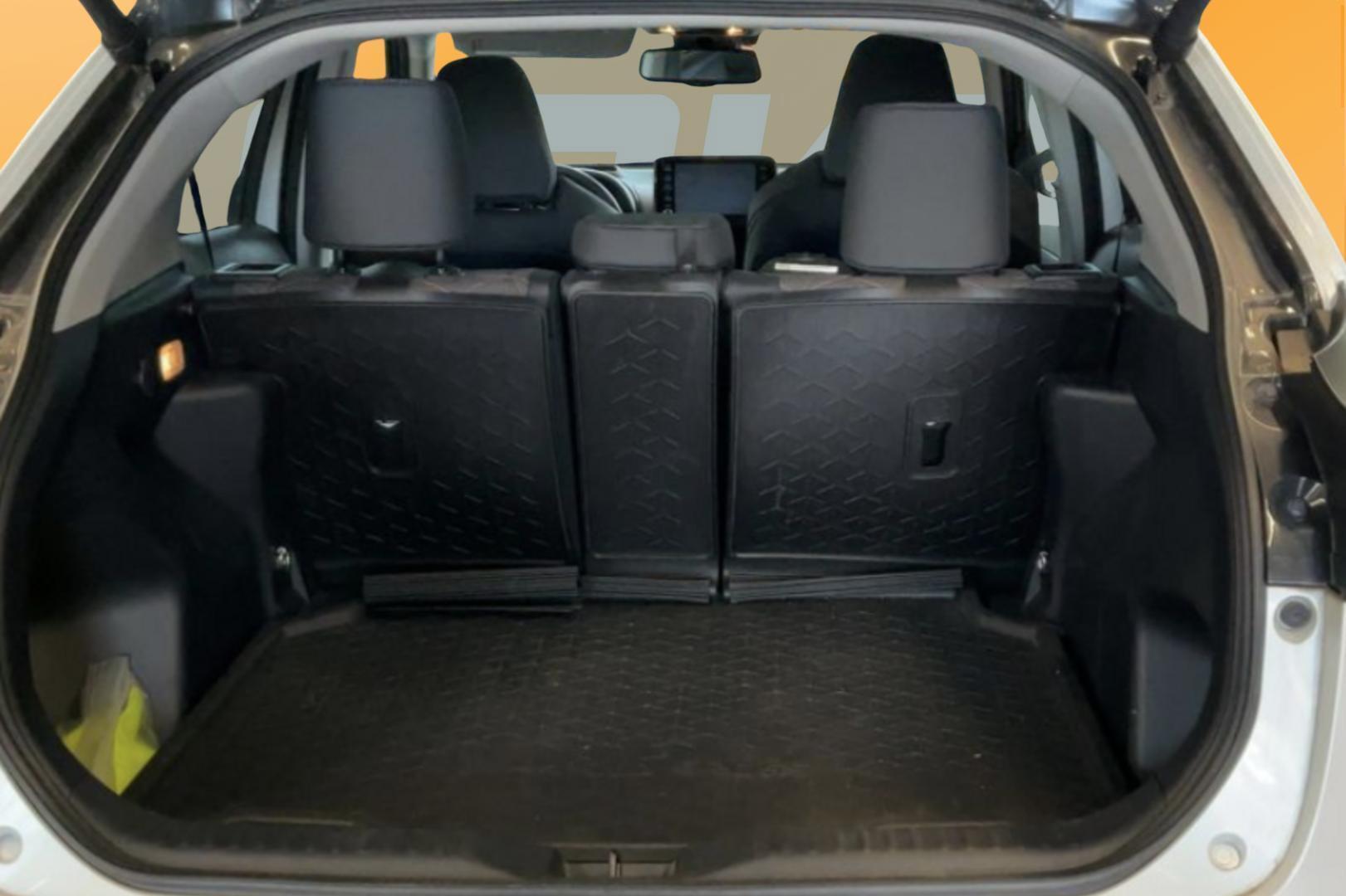 TOYOTA Yaris Cross 2023
