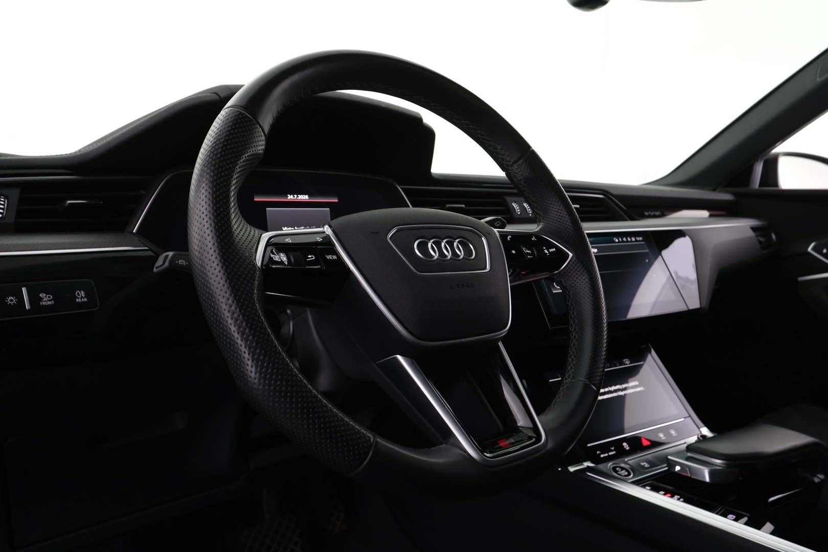 AUDI e-tron 2022