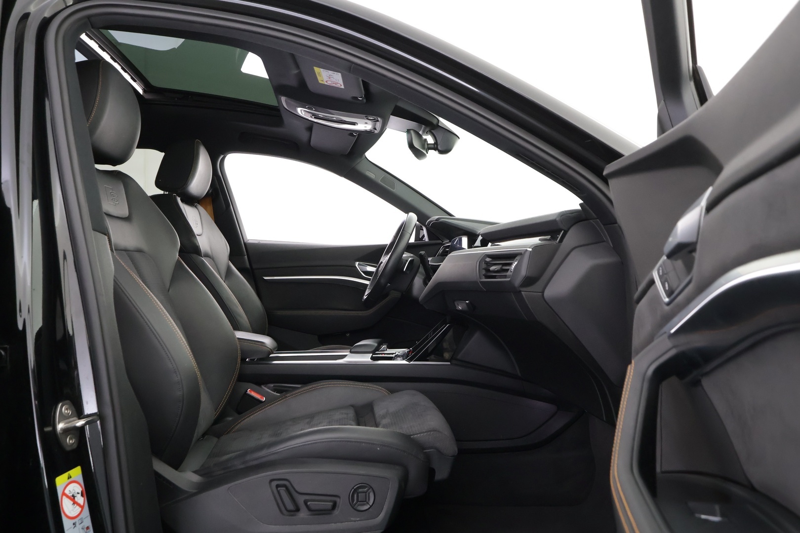 AUDI e-tron 2022