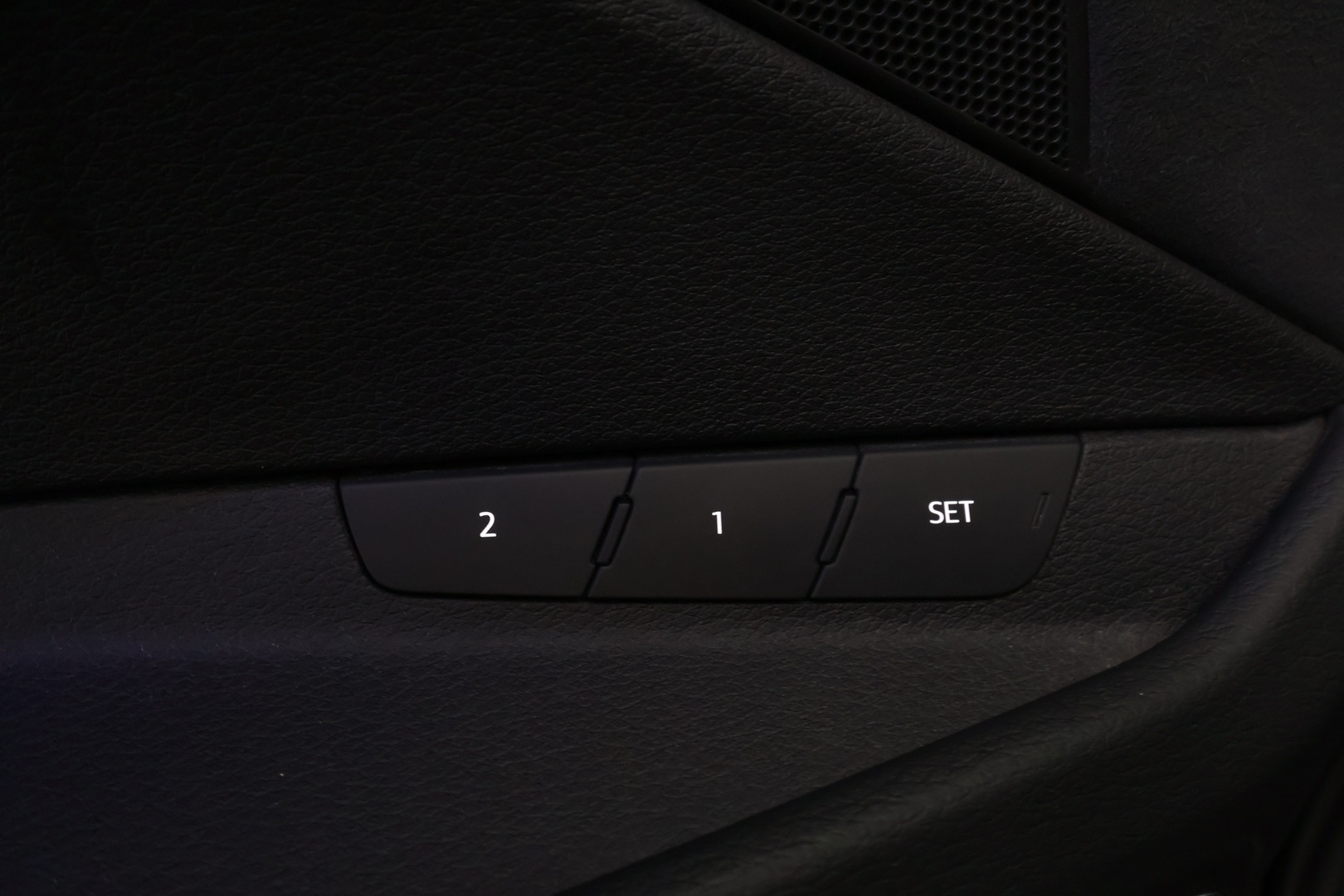 AUDI e-tron 2022