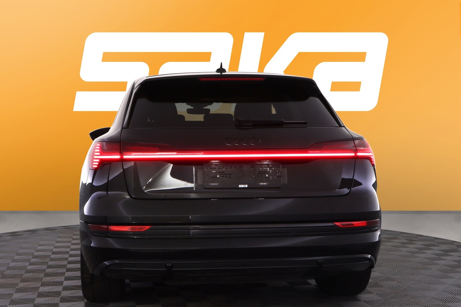 AUDI e-tron 2022
