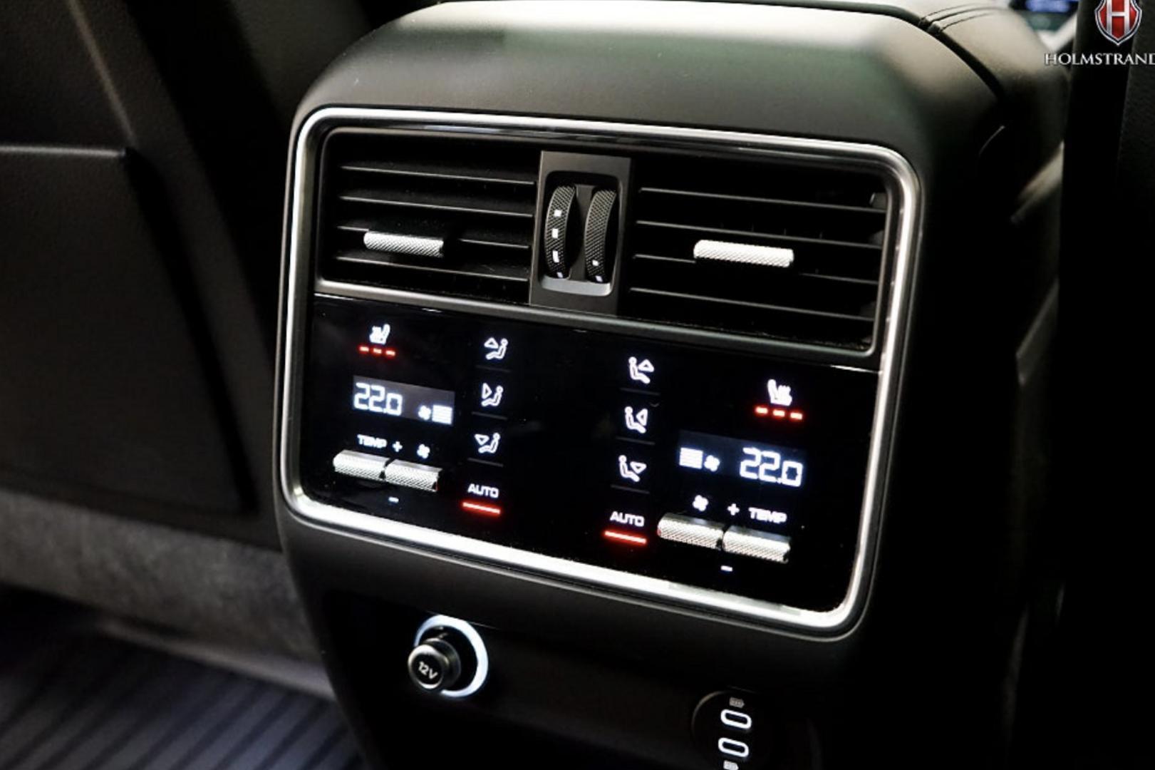 PORSCHE Cayenne 2023