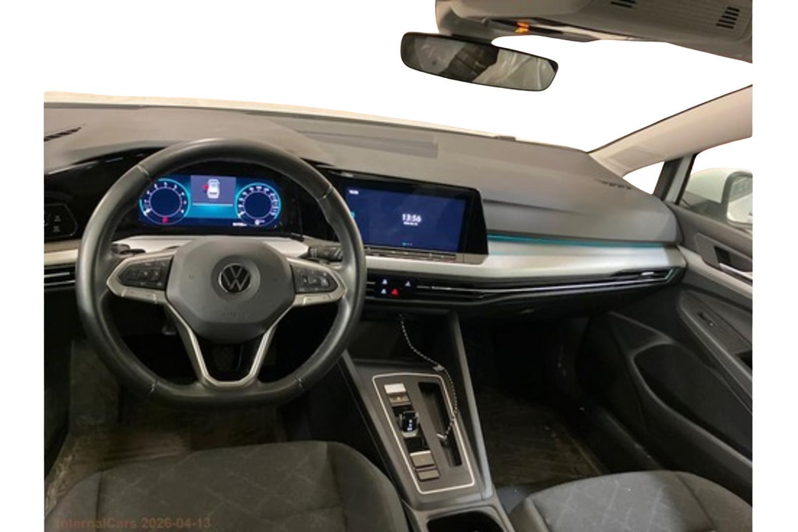 VOLKSWAGEN Golf 2022