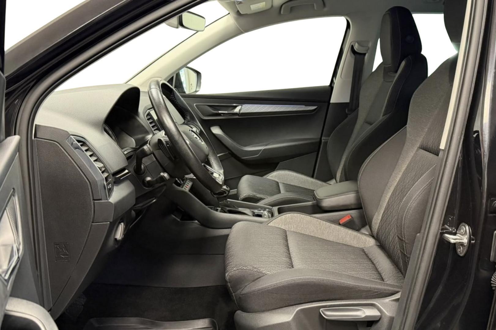 SKODA Karoq 2023