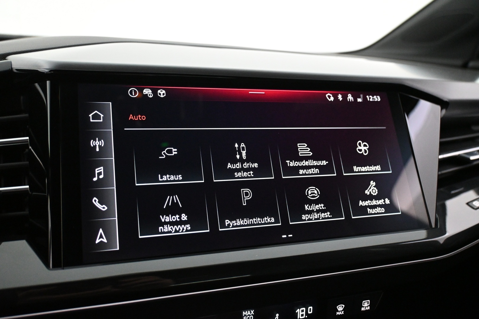 AUDI Q4 e-tron 2023