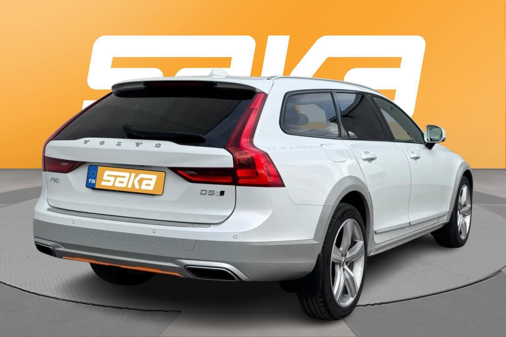 VOLVO V90 Cross Country 2018