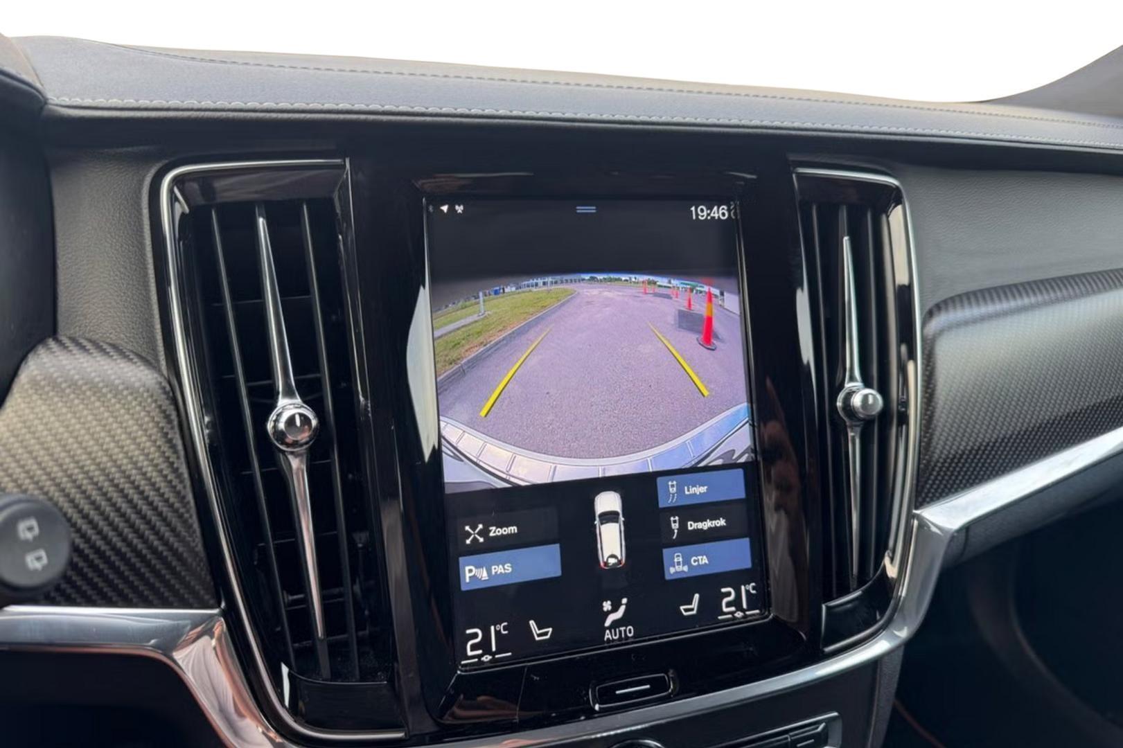 VOLVO V90 Cross Country 2018