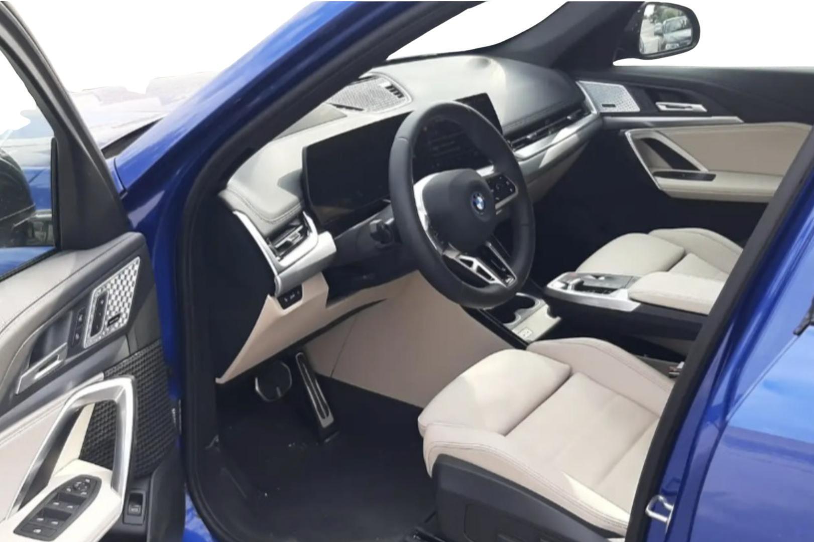 BMW iX1 2023