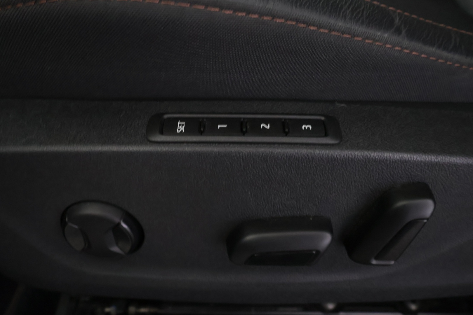 SKODA Enyaq 2022