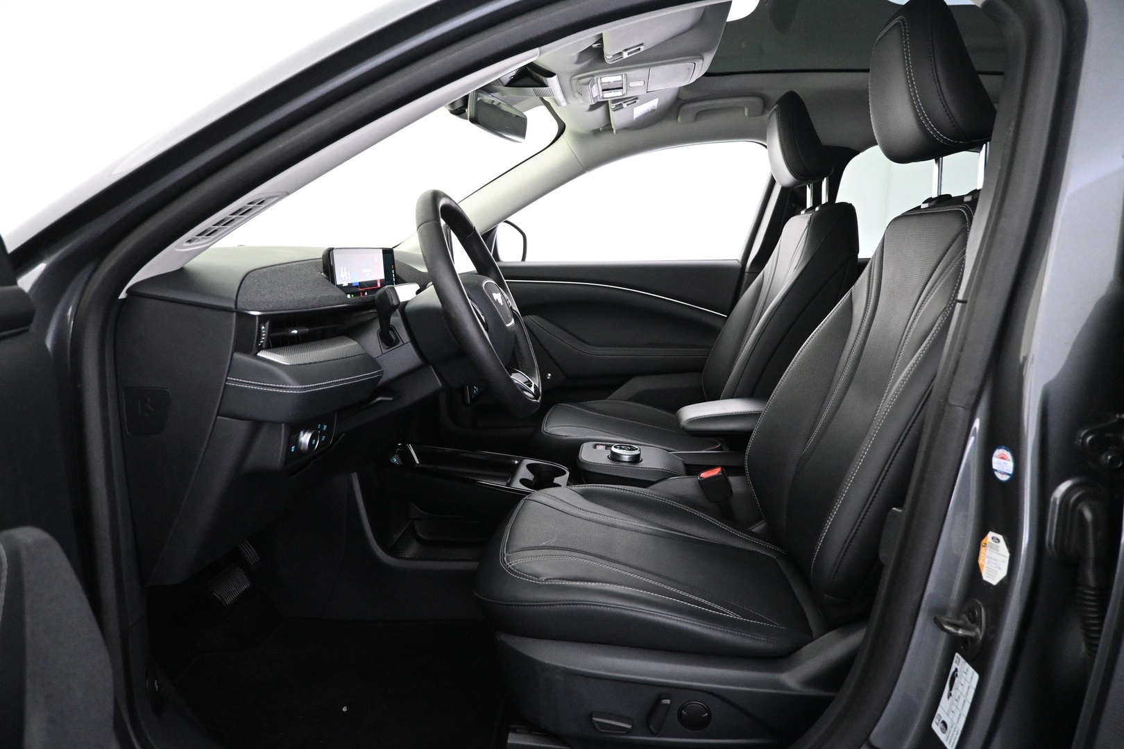 FORD Mustang Mach-E 2021