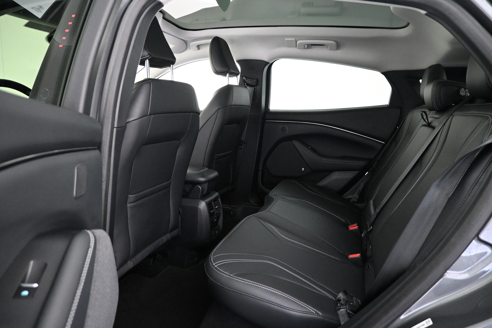 FORD Mustang Mach-E 2021