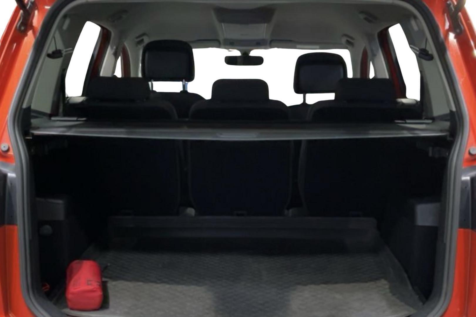 VOLKSWAGEN Touran 2018