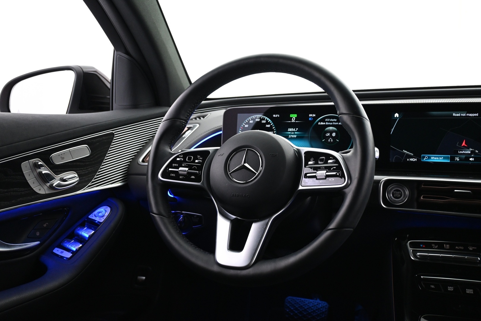 MERCEDES-BENZ EQC 2022