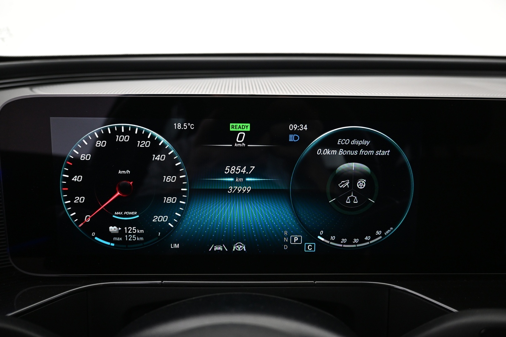 MERCEDES-BENZ EQC 2022