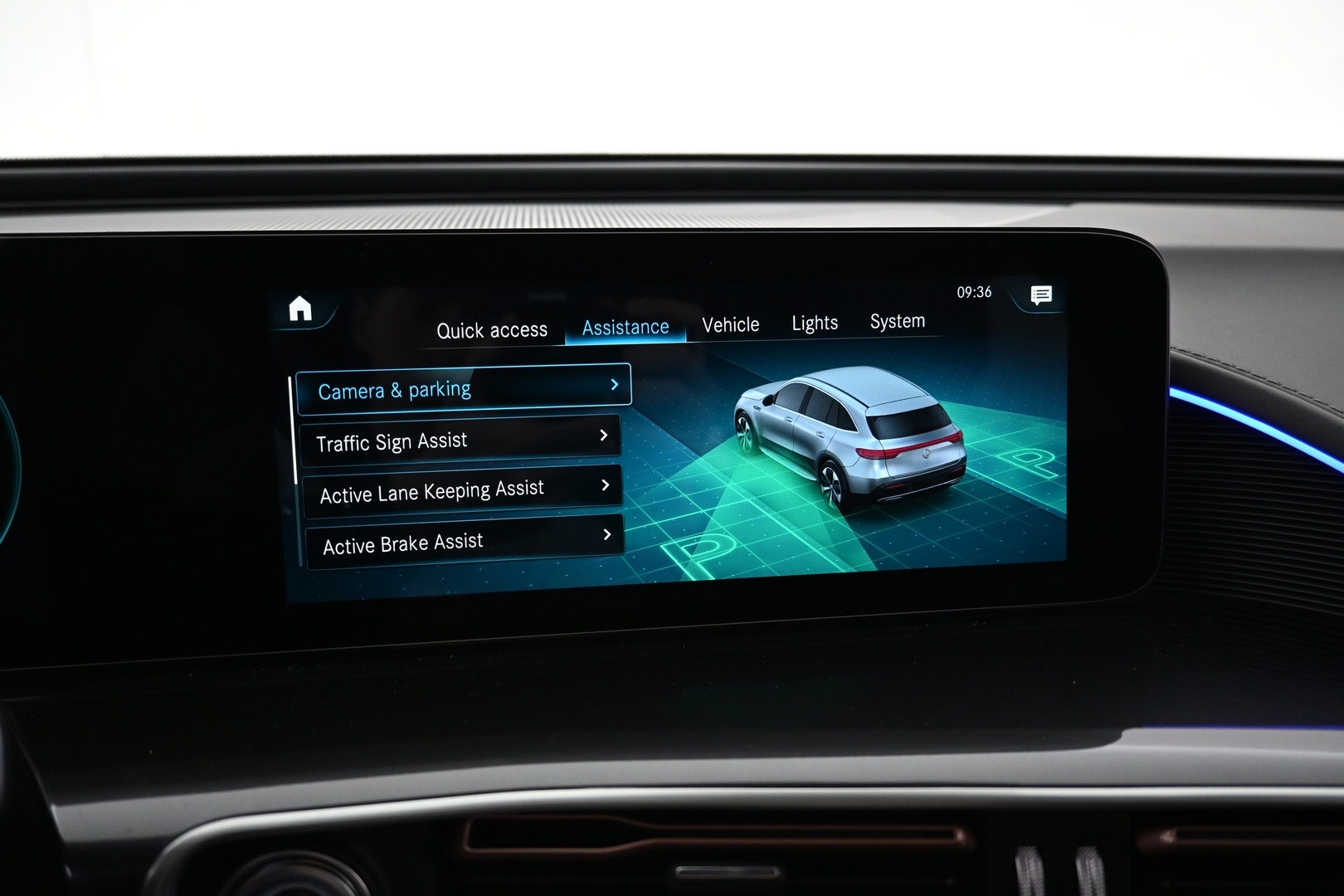 MERCEDES-BENZ EQC 2022