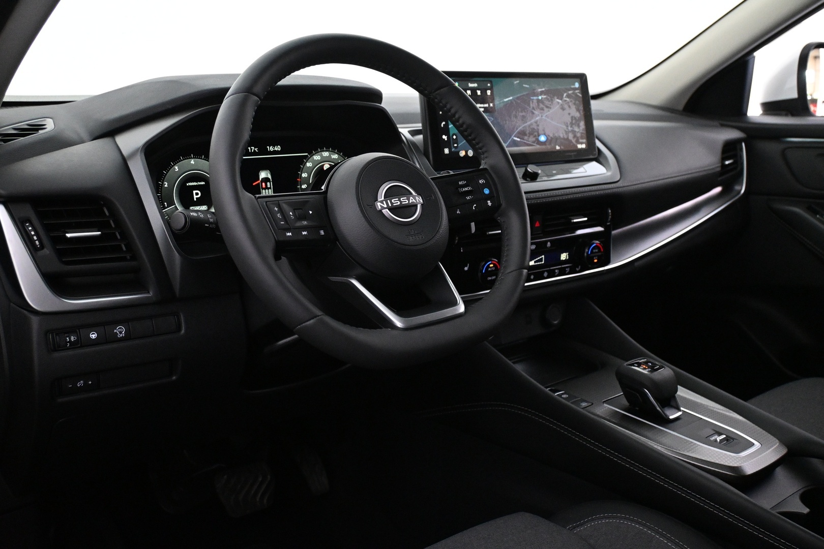 NISSAN Qashqai 2025