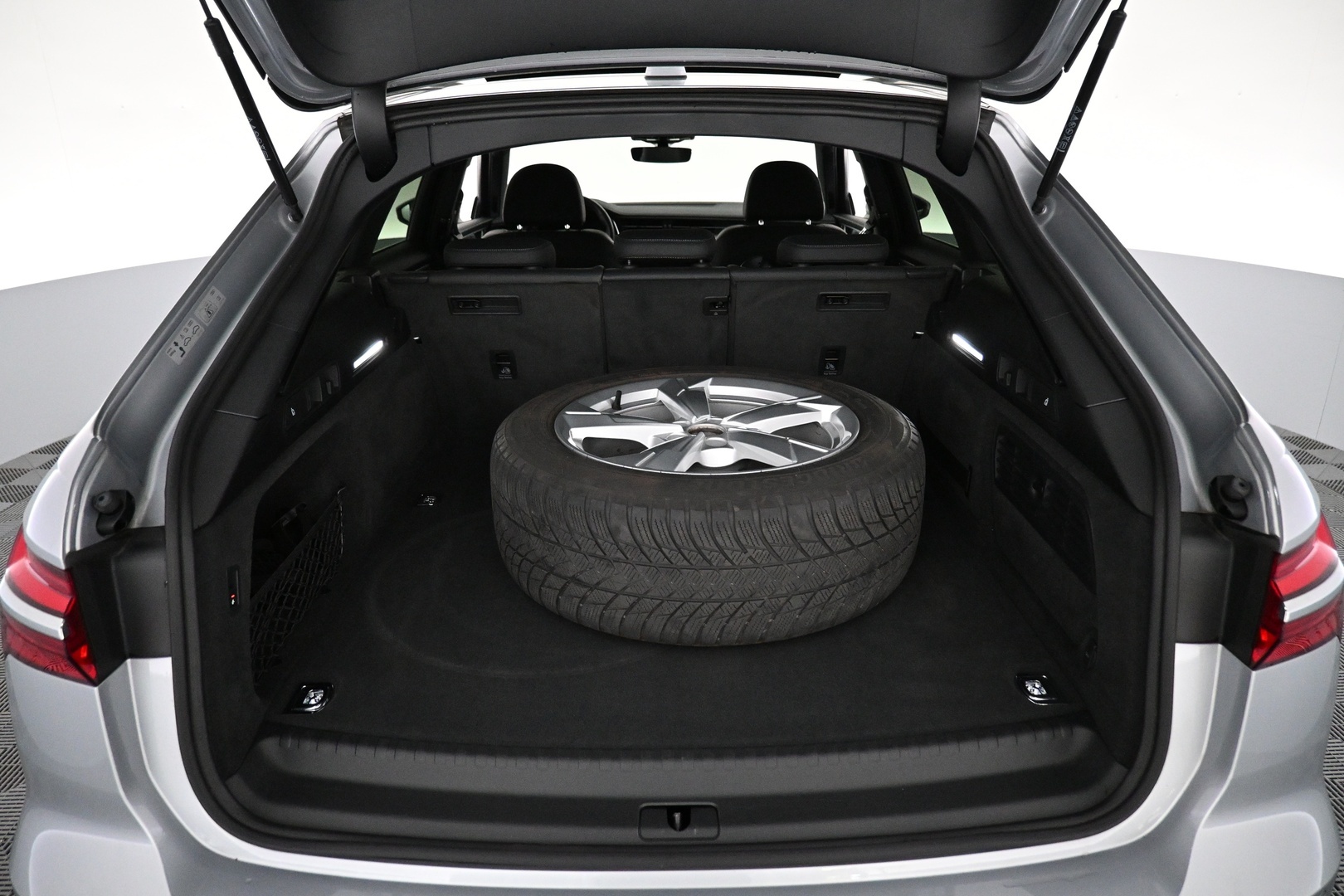 AUDI A6 2021