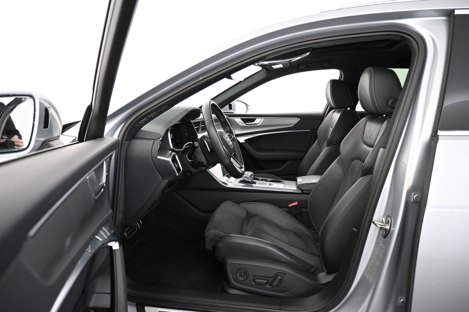 AUDI A6 2021