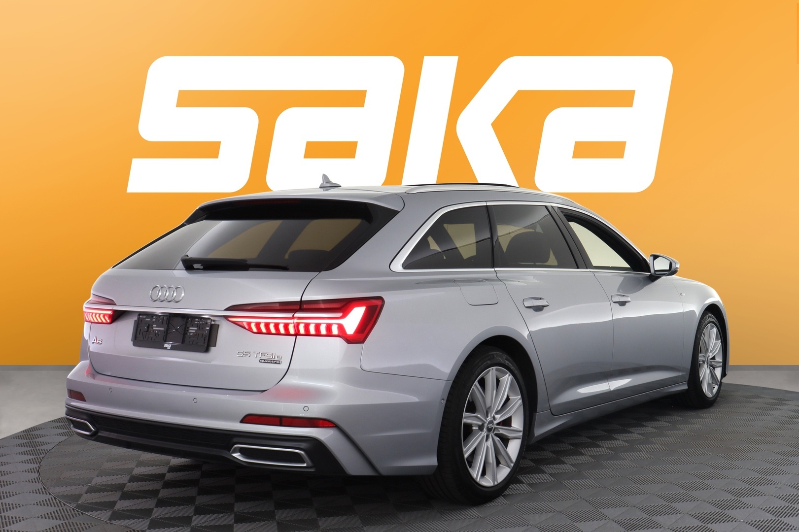 AUDI A6 2021