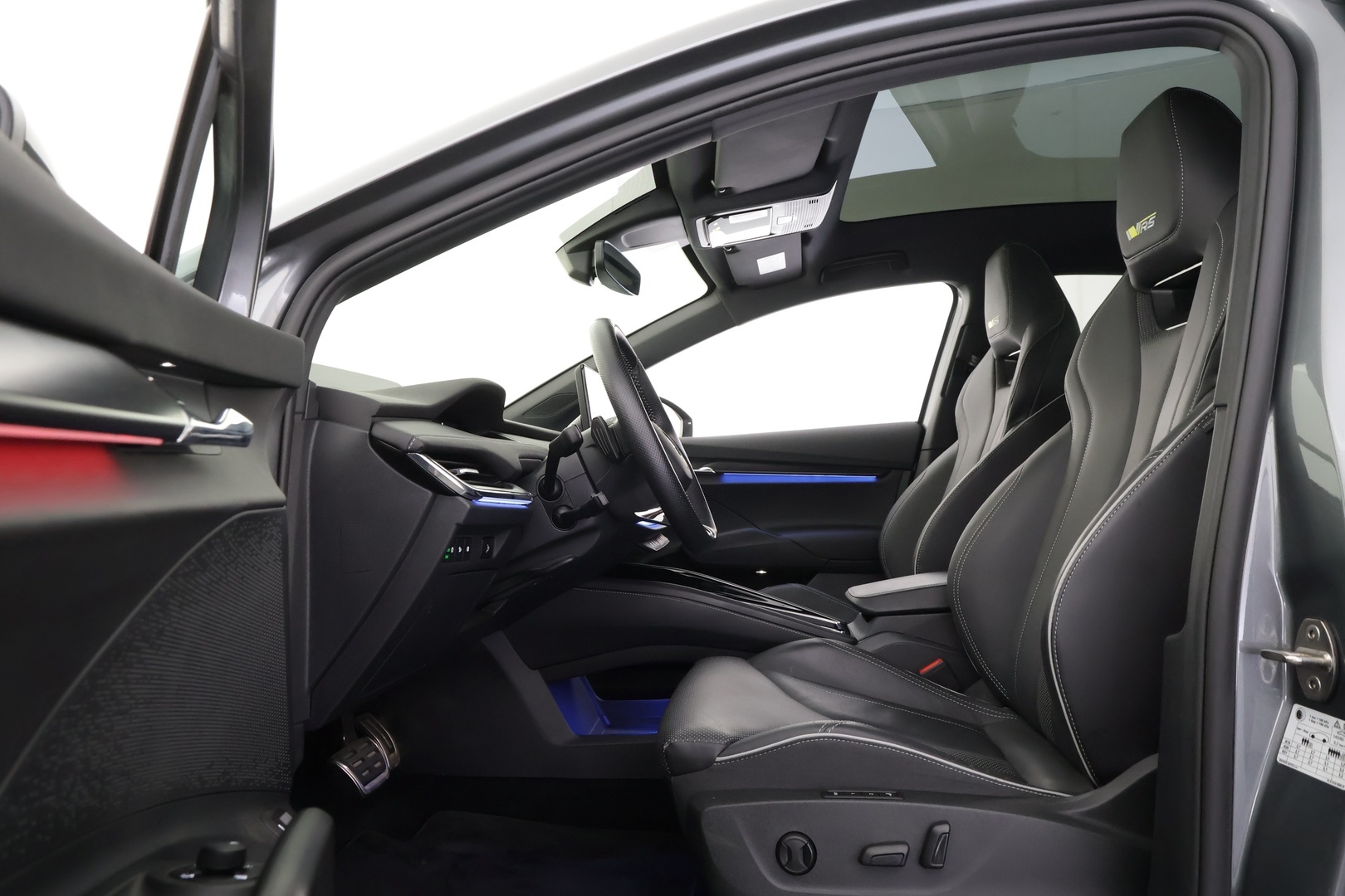 SKODA Enyaq 2023