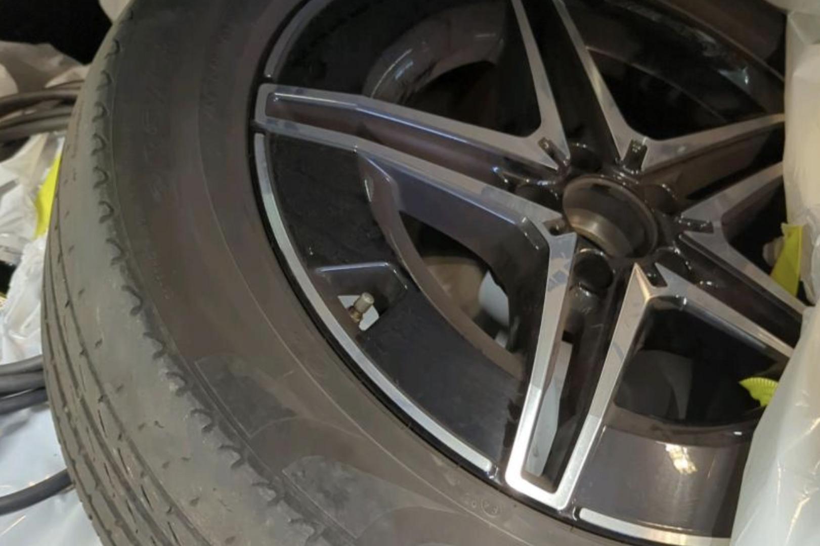 MERCEDES-BENZ EQC 2022