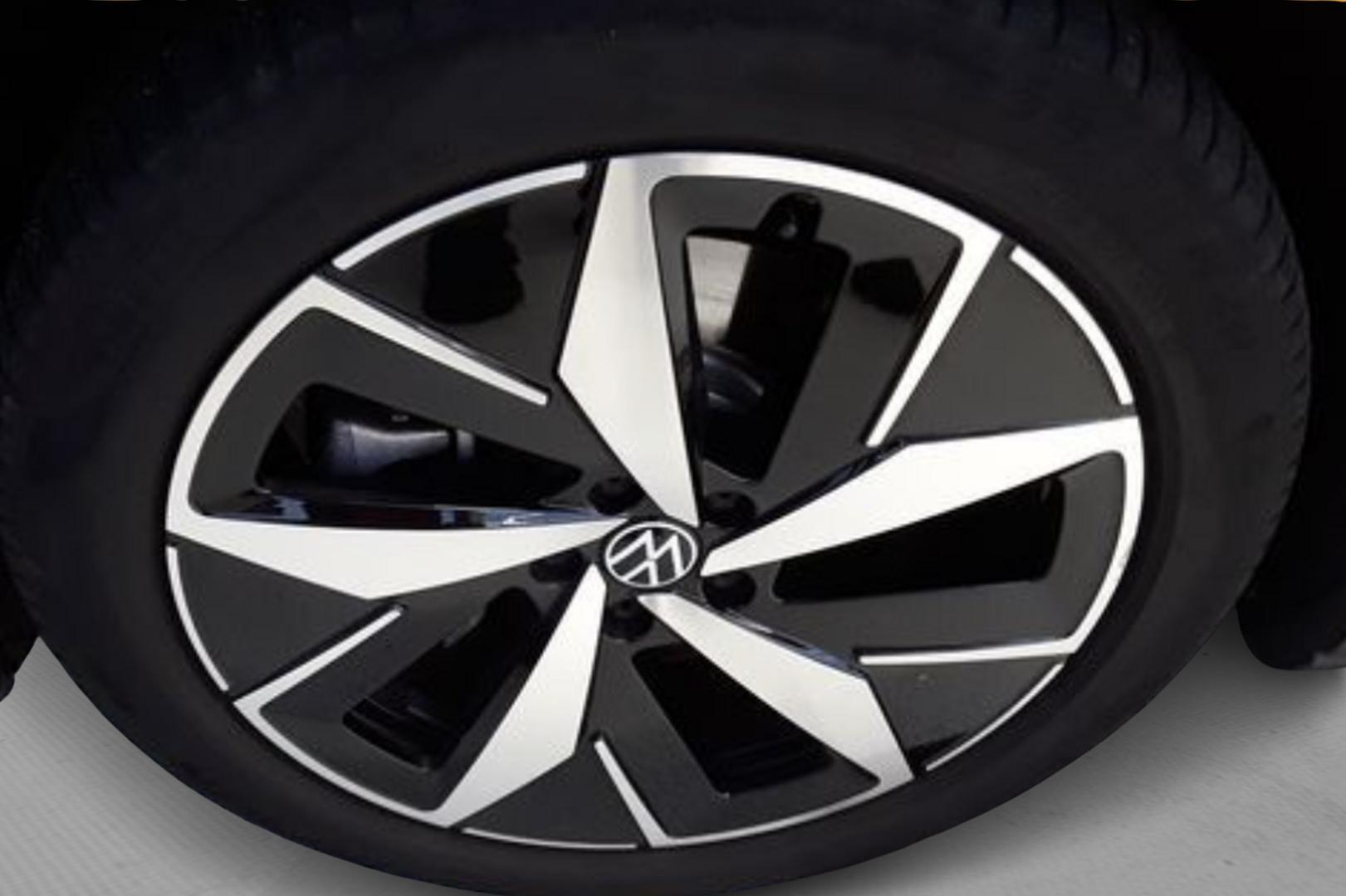 VOLKSWAGEN ID.4 2024