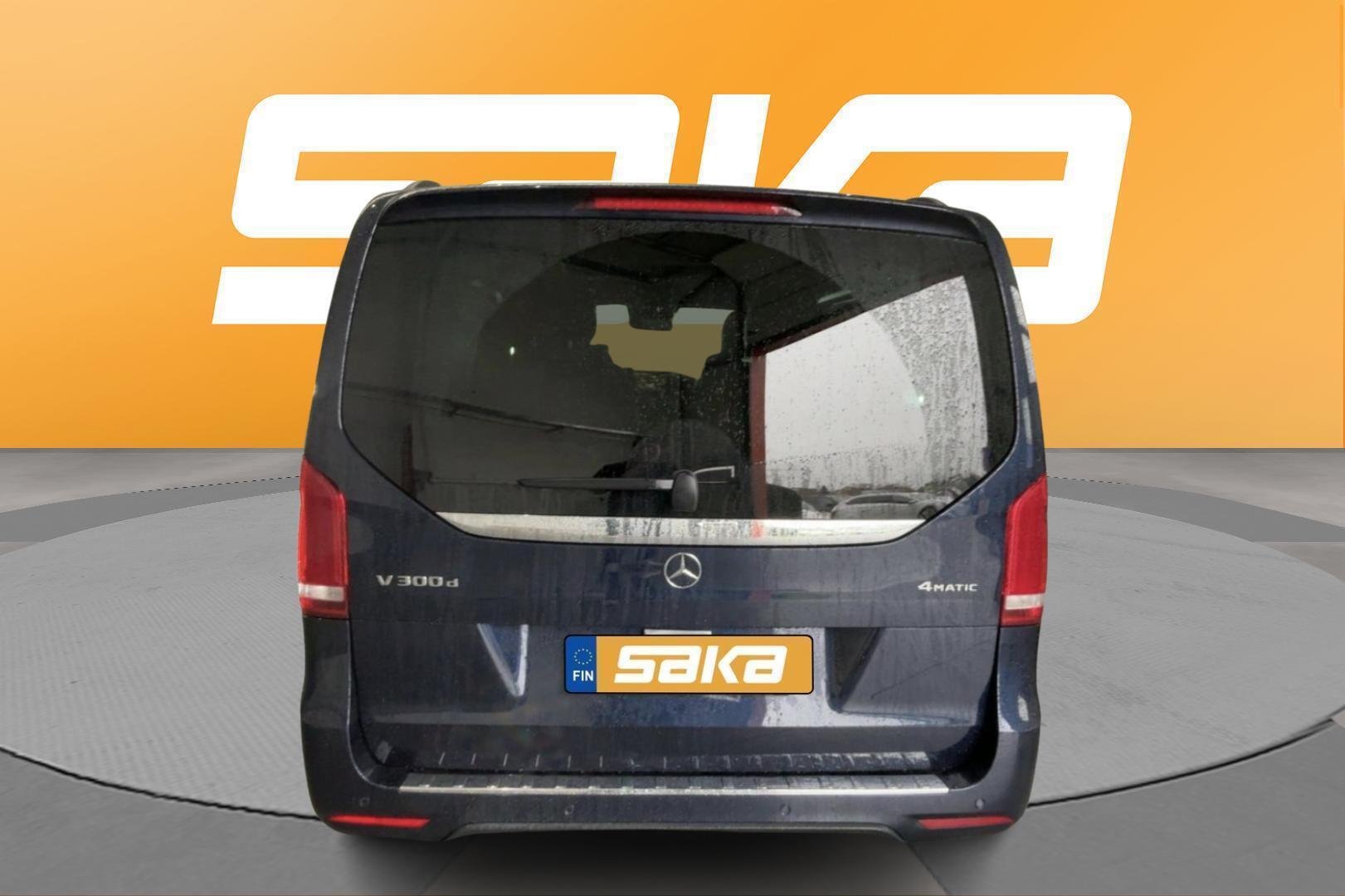 MERCEDES-BENZ V 2019