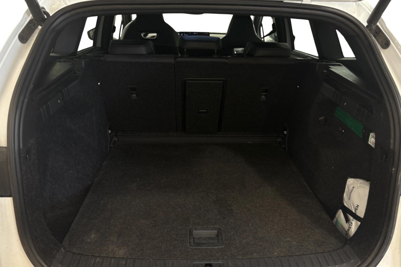SKODA Enyaq 2023