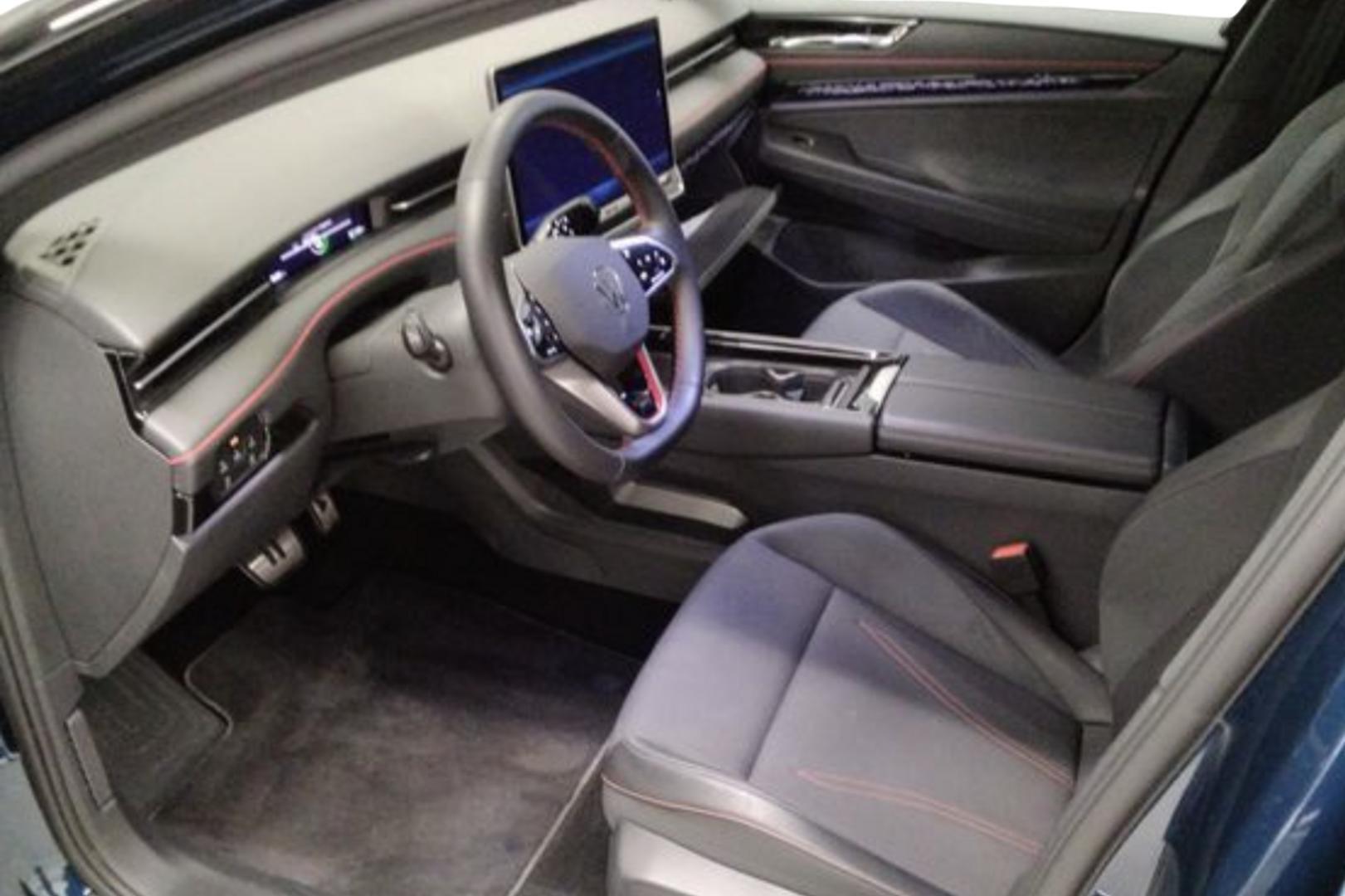 VOLKSWAGEN ID.7 2025